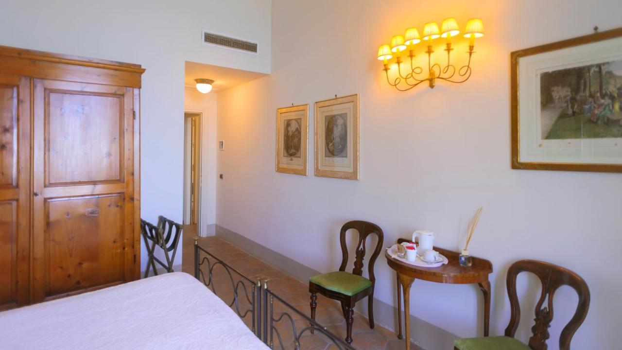 Hotel Villa Ottone Portoferraio Exteriér fotografie